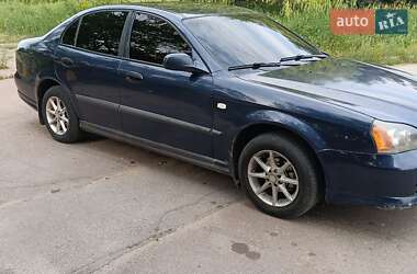Седан Chevrolet Evanda 2005 в 