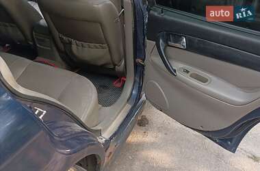 Седан Chevrolet Evanda 2005 в 