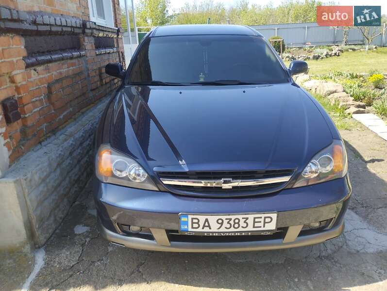 Седан Chevrolet Evanda 2004 в Малой Виске