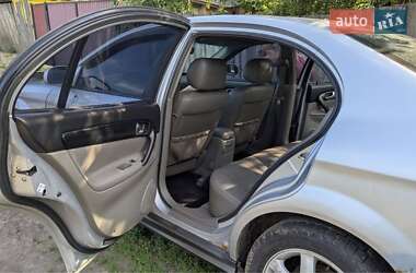 Седан Chevrolet Evanda 2006 в 
