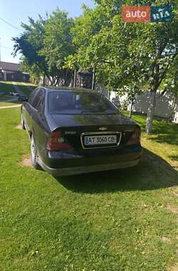 Седан Chevrolet Evanda 2006 в 