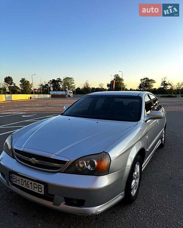 Седан Chevrolet Evanda 2005 в 