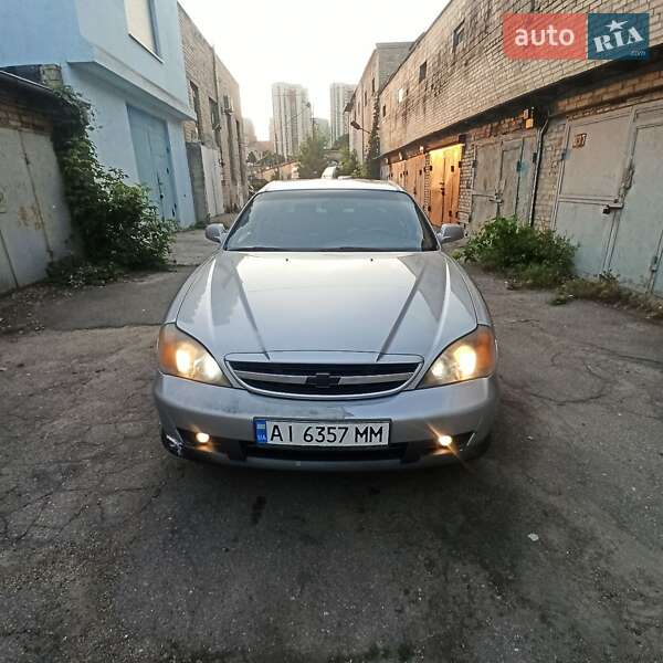 Chevrolet Evanda 2006