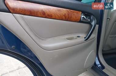 Седан Chevrolet Evanda 2005 в 