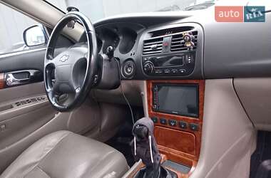 Седан Chevrolet Evanda 2005 в 