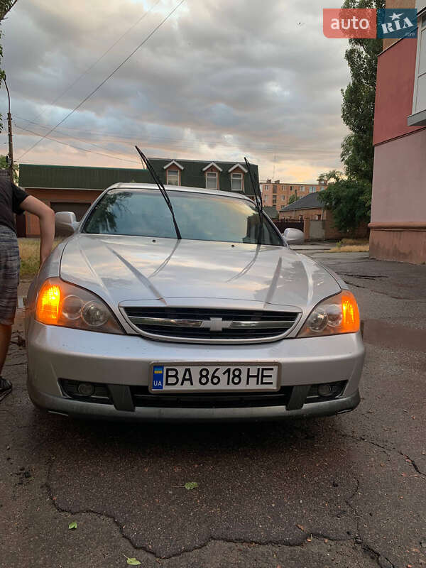 Седан Chevrolet Evanda 2005 в 
