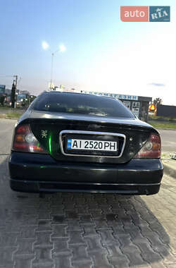Седан Chevrolet Evanda 2005 в 