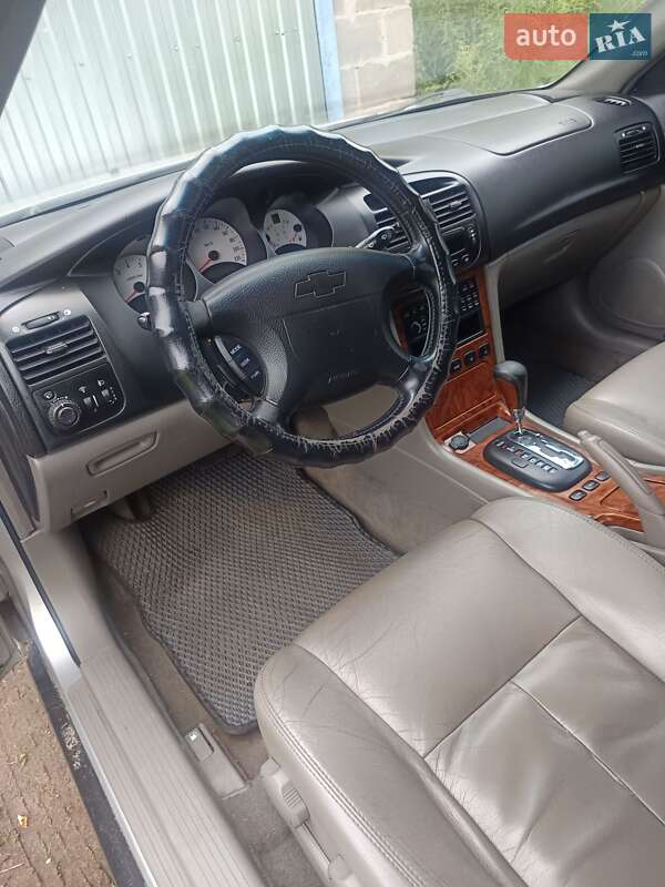 Седан Chevrolet Evanda 2006 в Овруче