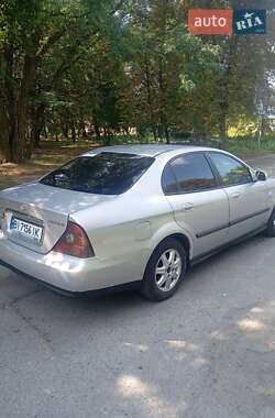 Седан Chevrolet Evanda 2005 в 