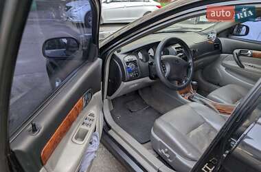 Седан Chevrolet Evanda 2005 в 