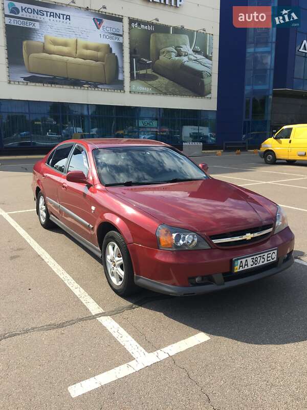 Седан Chevrolet Evanda 2005 в Киеве