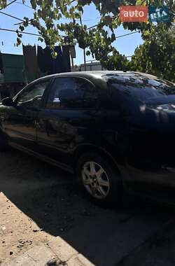 Седан Chevrolet Evanda 2005 в 