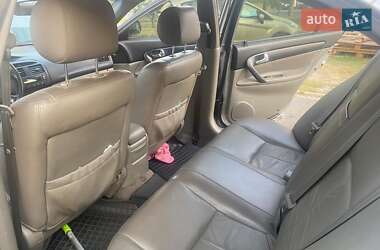Седан Chevrolet Evanda 2005 в 