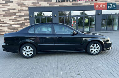 Седан Chevrolet Evanda 2005 в 