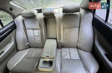 Седан Chevrolet Evanda 2006 в 