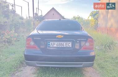 Седан Chevrolet Evanda 2005 в Ужгороде