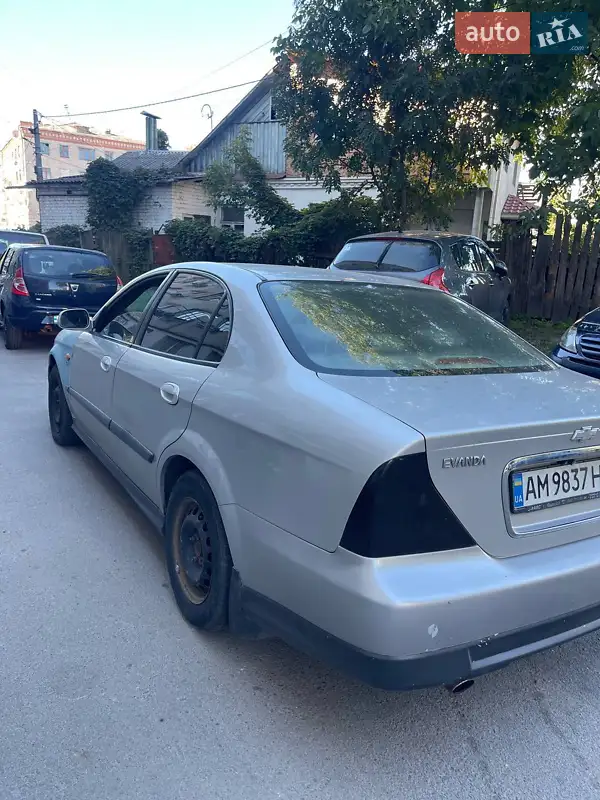 Chevrolet Evanda