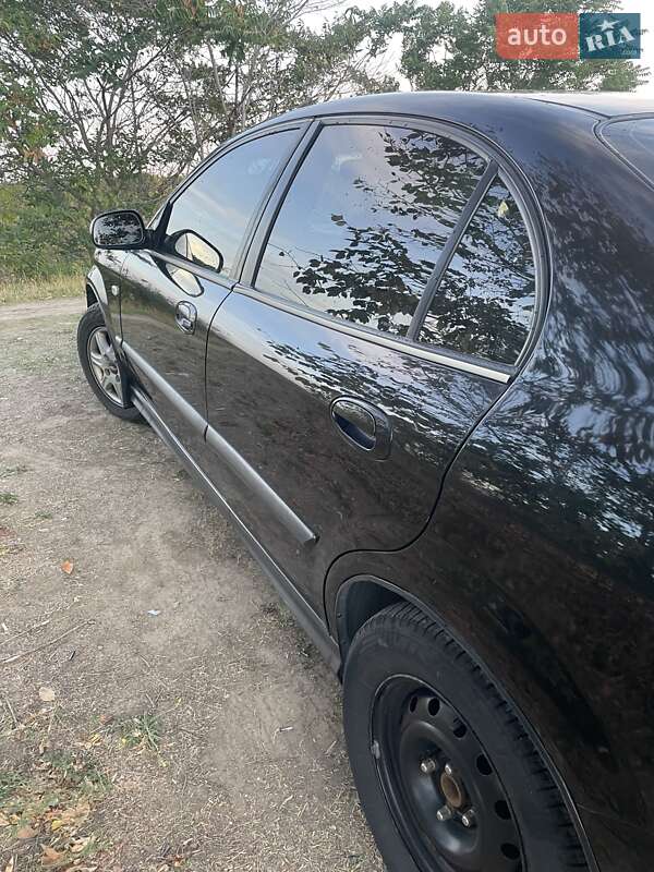 Седан Chevrolet Evanda 2005 в Запорожье