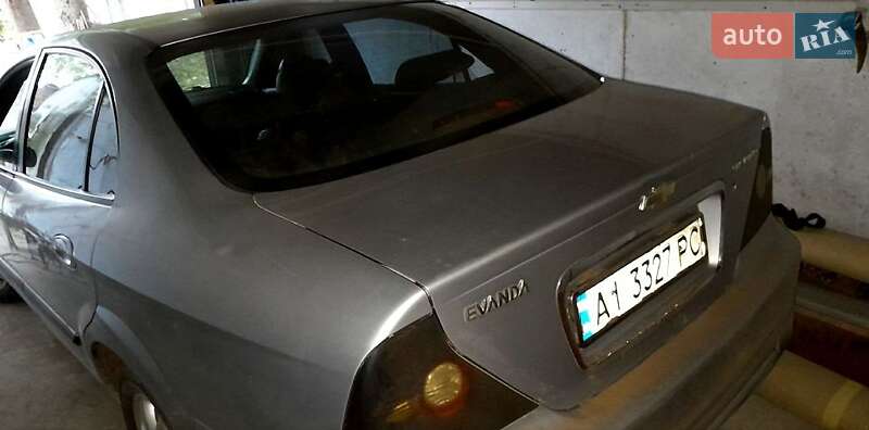 Седан Chevrolet Evanda 2005 в Полтаві
