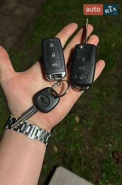 Седан Chevrolet Evanda 2005 в Чернигове Седан Chevrolet Evanda 2005 в Чернигове