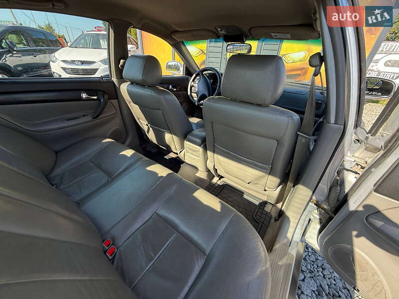 Седан Chevrolet Evanda 2005 в Стрые