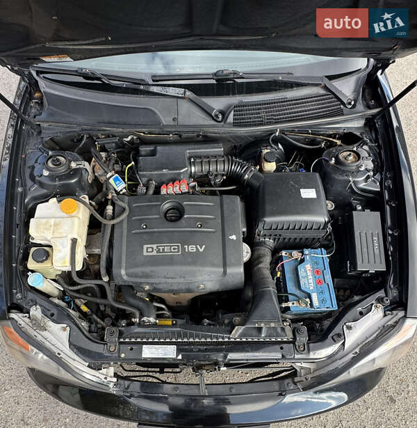 Седан Chevrolet Evanda 2005 в Днепре