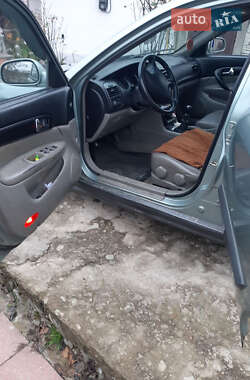 Седан Chevrolet Evanda 2004 в Житомирі