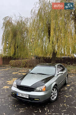 Седан Chevrolet Evanda 2005 в Сокале