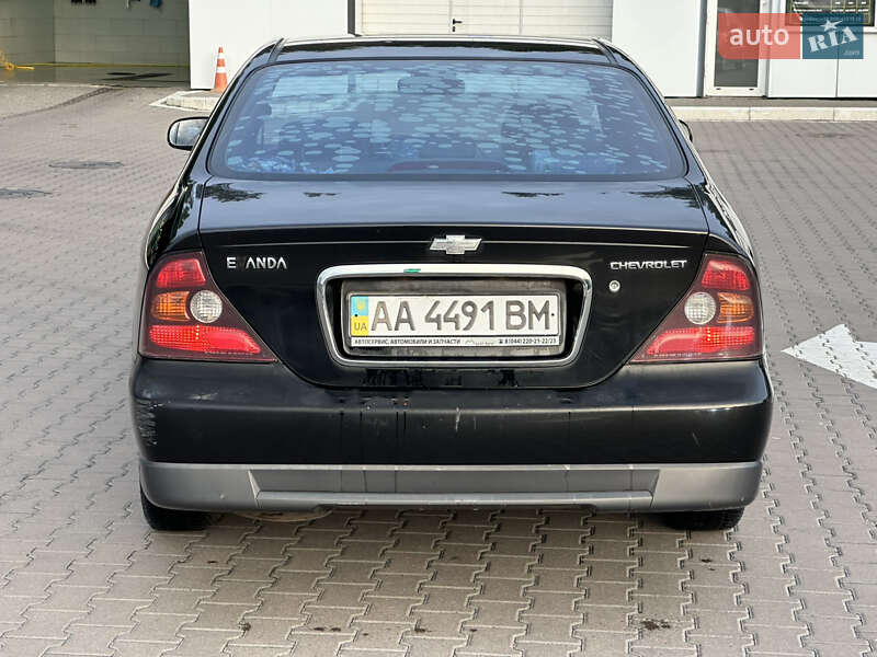 Седан Chevrolet Evanda 2006 в Киеве