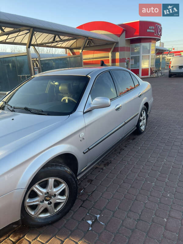 Седан Chevrolet Evanda 2006 в Ровно фото 5 Седан Chevrolet Evanda 2006 в Ровно