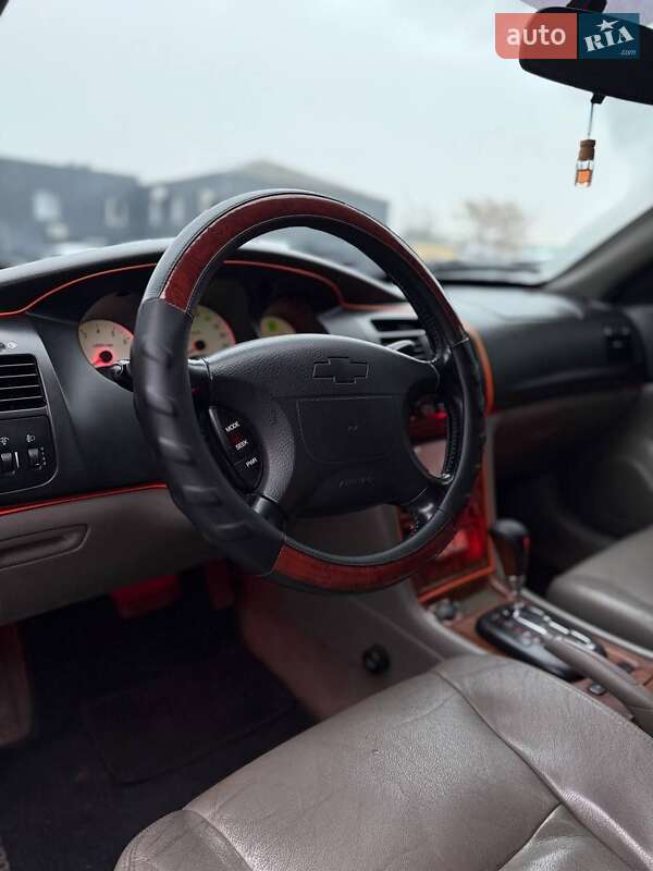 Седан Chevrolet Evanda 2005 в Павлограде