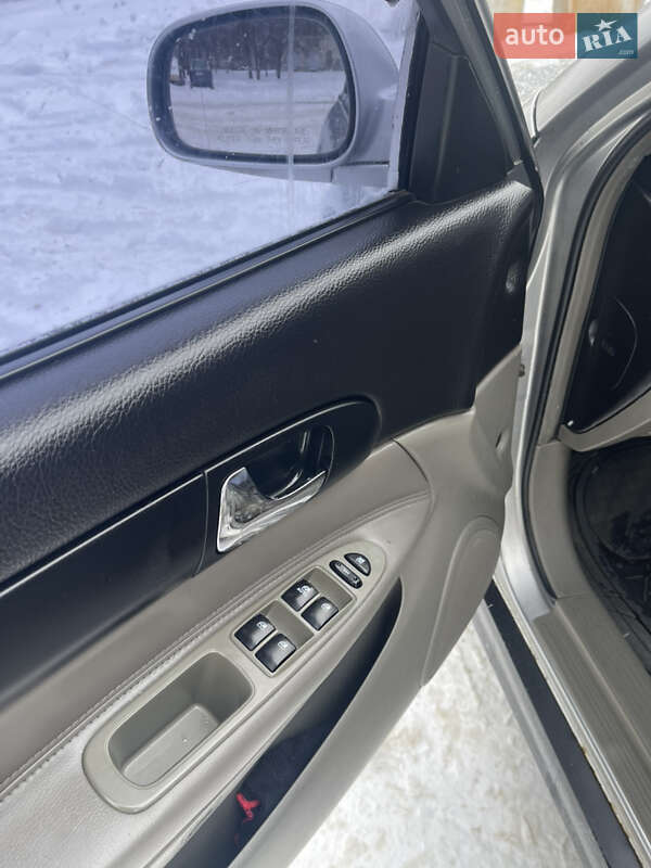 Седан Chevrolet Evanda 2006 в Харькове