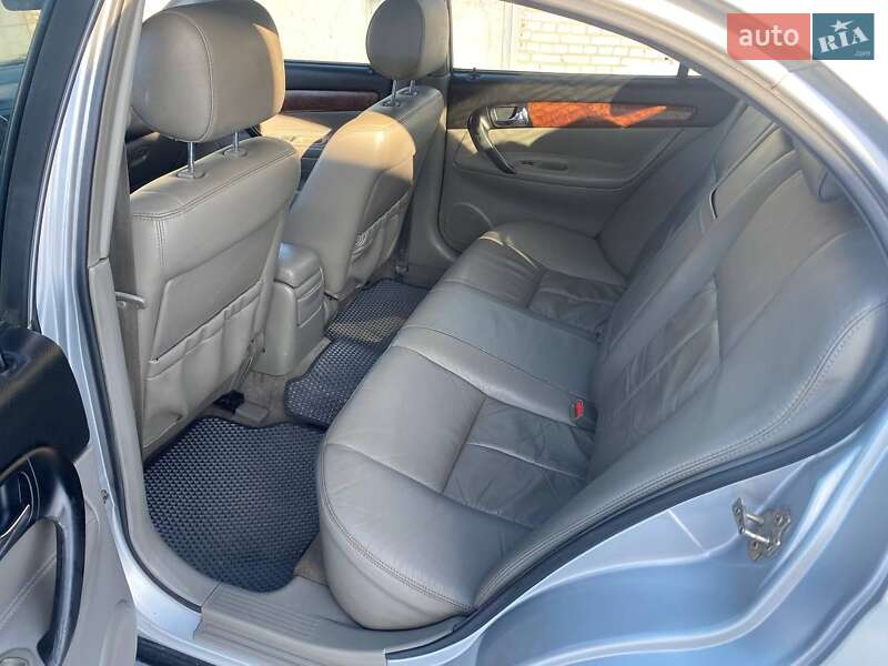 Седан Chevrolet Evanda 2006 в Овруче