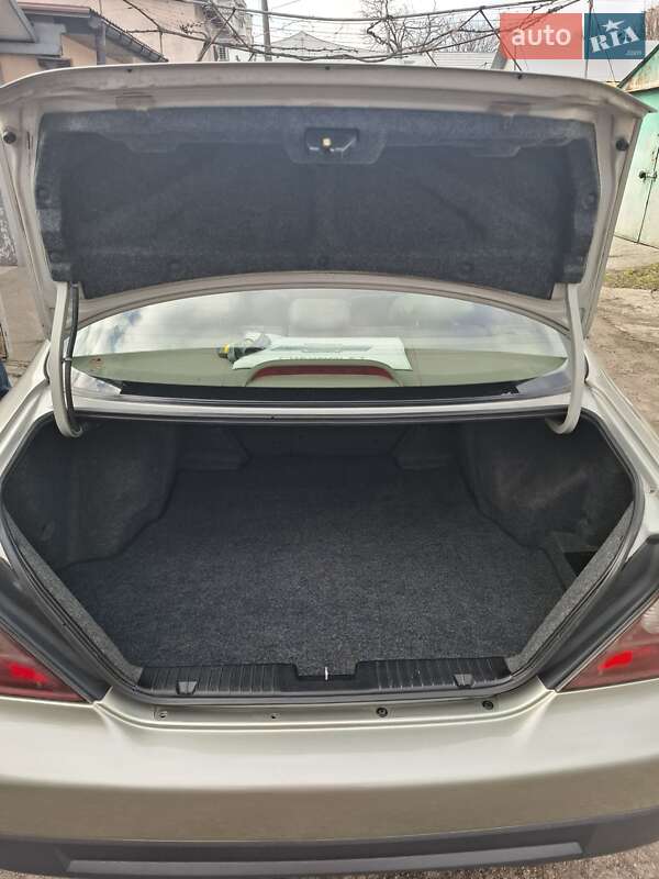 Седан Chevrolet Evanda 2005 в Черноморске