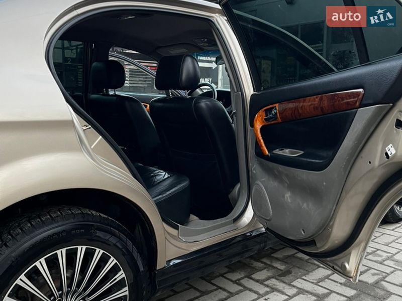 Седан Chevrolet Evanda 2004 в Львове