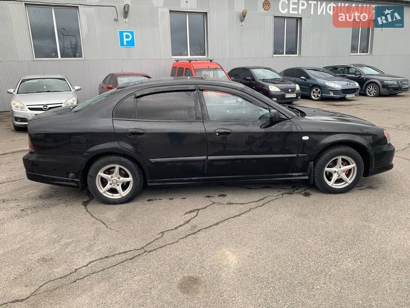 Седан Chevrolet Evanda 2006 в Звенигородке