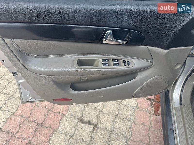 Седан Chevrolet Evanda 2005 в Тересве фото 7 Седан Chevrolet Evanda 2005 в Тересве