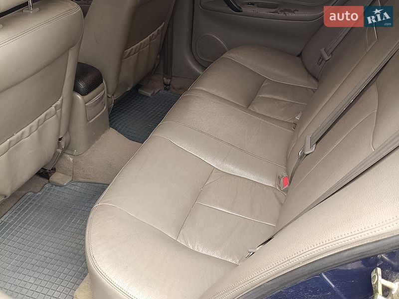 Седан Chevrolet Evanda 2005 в Каневі