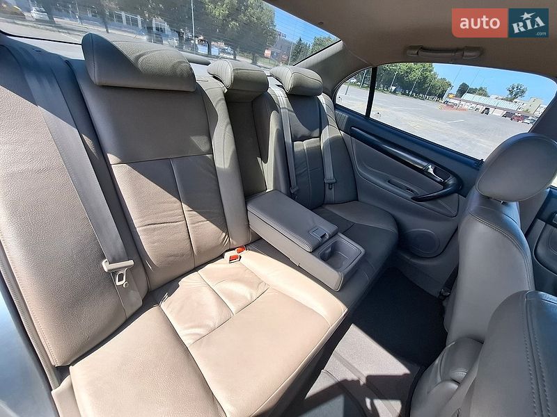 Седан Chevrolet Evanda 2005 в Черкассах
