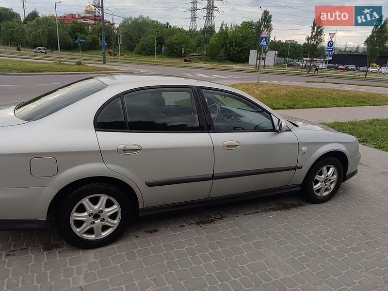 Седан Chevrolet Evanda 2006 в Львові
