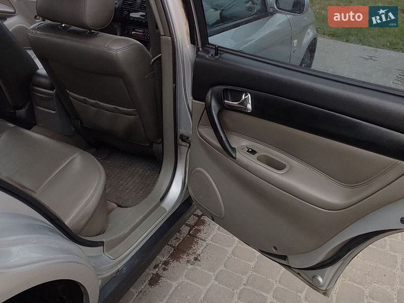 Седан Chevrolet Evanda 2006 в Львові