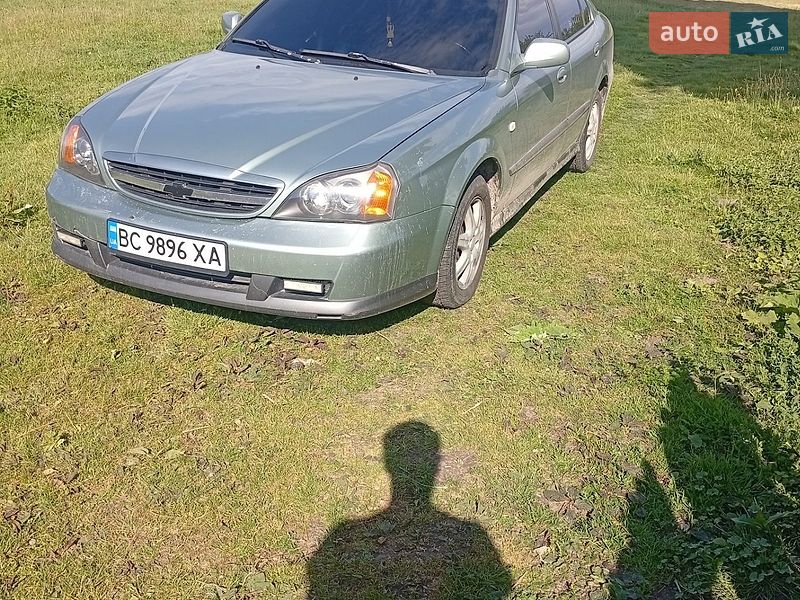 Седан Chevrolet Evanda 2005 в Львове