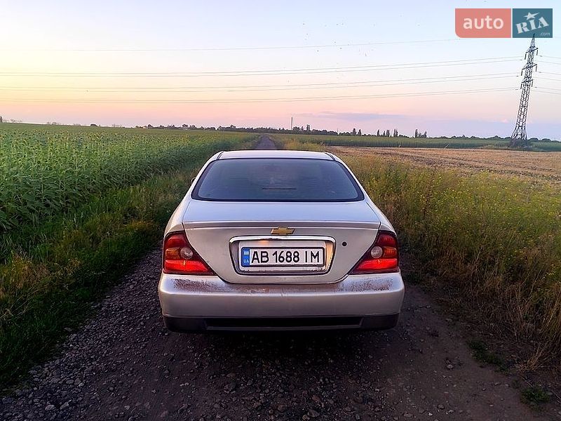 Chevrolet Evanda 2005