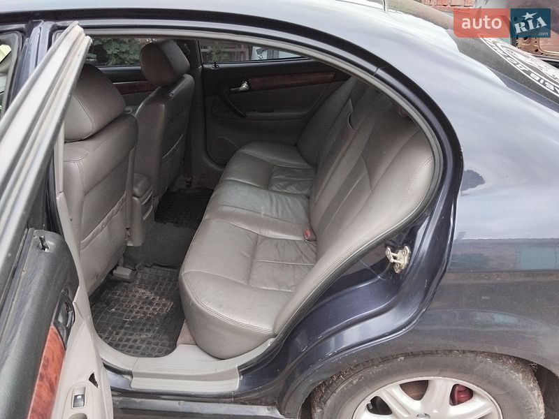 Седан Chevrolet Evanda 2004 в Нежине