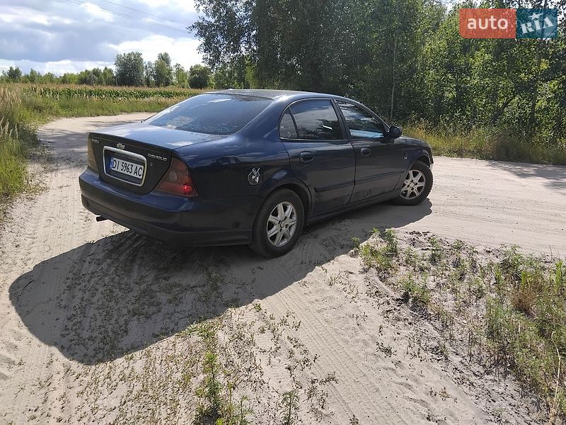 Седан Chevrolet Evanda 2004 в Нежине