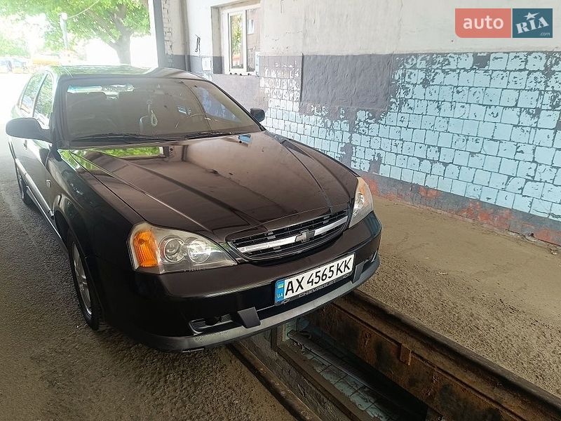 Седан Chevrolet Evanda 2006 в Харькове