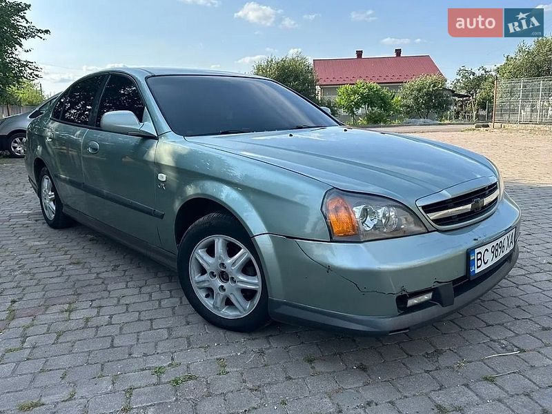 Седан Chevrolet Evanda 2005 в Буську