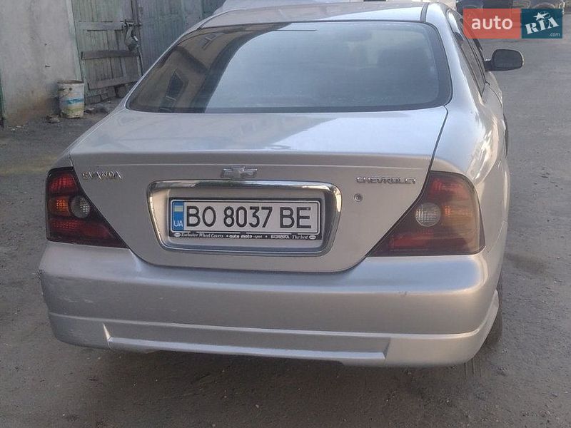 Седан Chevrolet Evanda 2005 в Тернополі