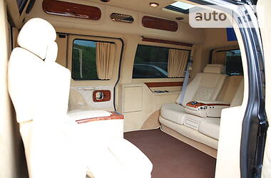 Минивэн Chevrolet Express 2010 в 