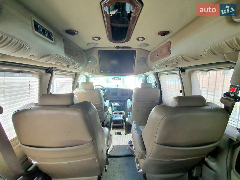 Минивэн Chevrolet Express 2007 в Днепре